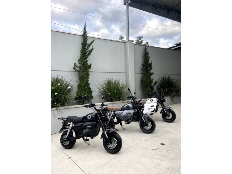 KLOSH - ARIZONA - 2026/2026 - Prata - R$ 11.300,00