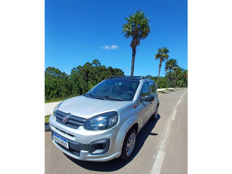 FIAT - UNO - 2021/2021 - Prata - R$ 49.990,00