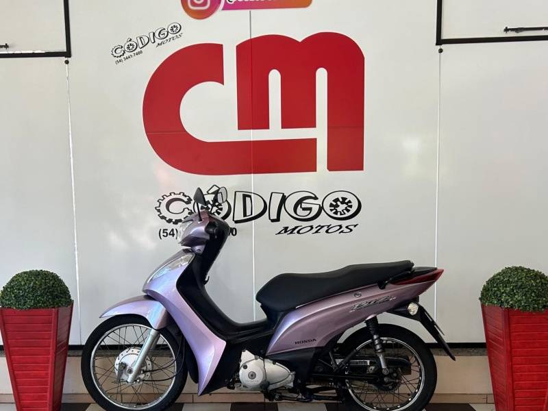 HONDA - BIZ 125 - 2011/2011 - Rosa - R$ 10.990,00