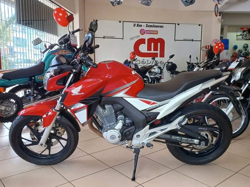 HONDA - CB 250F TWISTER - 2017/2017 - Vermelha - R$ 16.990,00