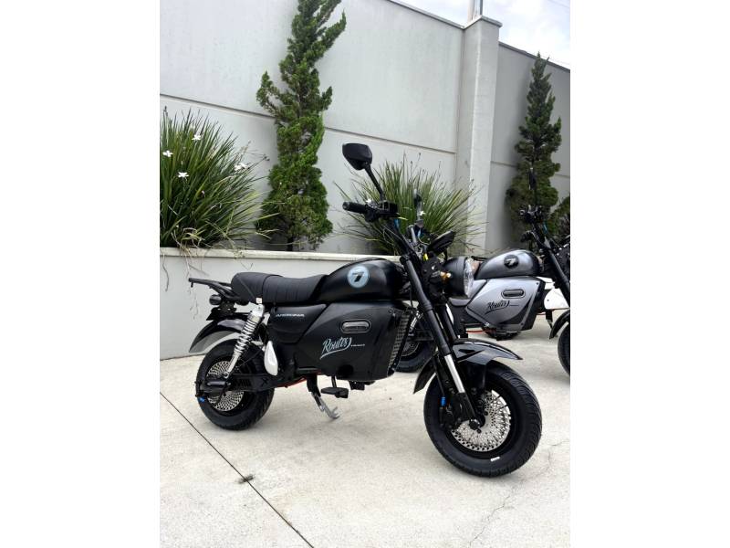 KLOSH - ARIZONA - 2026/2026 - Prata - R$ 11.300,00