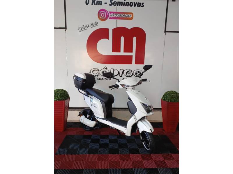 KLOSH - HIT 1000W - 2026/2026 - Preta - R$ 9.490,00